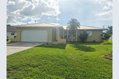 3206 SE Santa Barbara Pl, Cape Coral, FL 33904 - Photo 1