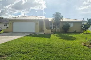 3206 SE Santa Barbara Pl, Cape Coral, FL 33904 - Photo 1