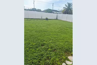 3206 SE Santa Barbara Pl, Cape Coral, FL 33904 - Photo 11