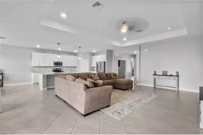 11387 Canopy Loop, Fort Myers, FL 33913 - Photo 5