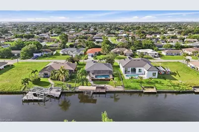 1327 SE 17th St, Cape Coral, FL 33990 - Photo 3