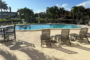 828 Victoria Dr, Cape Coral, FL 33904 - Photo 23