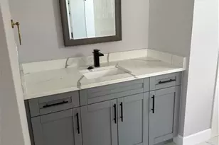 2505 SW 17th Pl, Cape Coral, FL 33914 - Photo 11