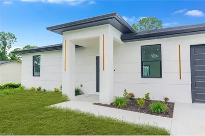 2807 6th St SW, Lehigh Acres, FL 33976 - Photo 3