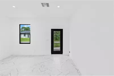 2807 6th St SW, Lehigh Acres, FL 33976 - Photo 5