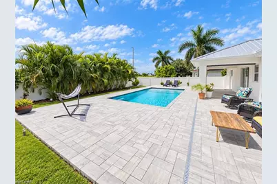 216 NW 31st Pl, Cape Coral, FL 33993 - Photo 3