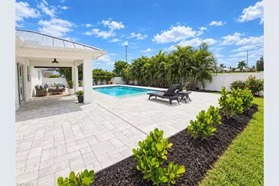 216 NW 31st Pl, Cape Coral, FL 33993 - Photo 5
