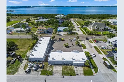 525 E Olympia Ave, Punta Gorda, FL 33950 - Photo 3