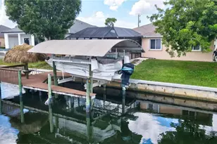 3841 SW 17th Pl, Cape Coral, FL 33914 - Photo 5