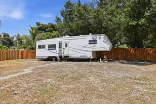 218 Poe Ave, North Fort Myers, FL 33917 - Photo 23
