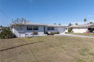 3102 SE 18th Ave, Cape Coral, FL 33904 - Photo 3
