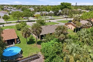 607 SE 24th Ave, Cape Coral, FL 33990 - Photo 37