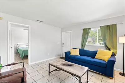 607 SE 24th Ave, Cape Coral, FL 33990 - Photo 5
