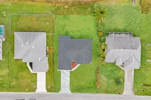 743 Chestnut St E, Lehigh Acres, FL 33974 - Photo 39