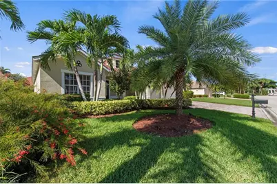 2628 Fairmont Cove Ct, Cape Coral, FL 33991 - Photo 3