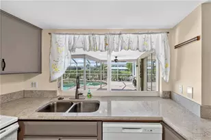 102 SE 38th Terrace, Cape Coral, FL 33904 - Photo 17