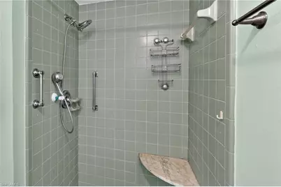 102 SE 38th Ter, Cape Coral, FL 33904 - Photo 35