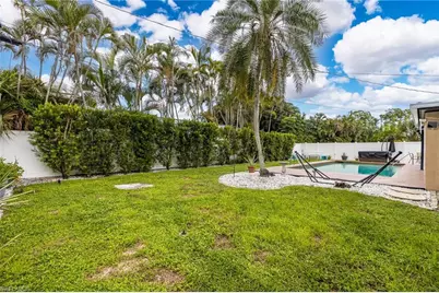 2439 Ephraim Ave, Fort Myers, FL 33907 - Photo 37