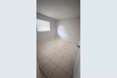 712 Karlov St, Fort Myers, FL 33916 - Photo 7