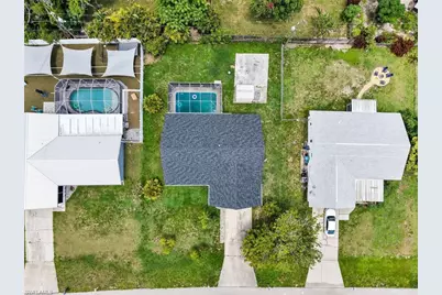 209 NE 9th Ct, Cape Coral, FL 33909 - Photo 5