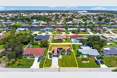 1405 SE 13th Ter, Cape Coral, FL 33990 - Photo 31