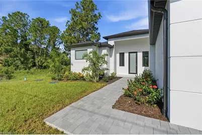 1134 Holmes Ave S, Lehigh Acres, FL 33974 - Photo 3