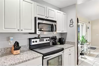 1312 SW 7th Ct, Cape Coral, FL 33991 - Photo 13