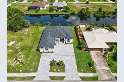 613 Gleason Pkwy, Cape Coral, FL 33914 - Photo 5