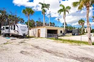 1450-1460 Ct Pl, Sanibel, FL 33957 - Photo 27