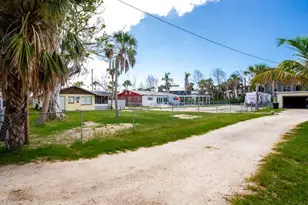 1450-1460 Ct Pl, Sanibel, FL 33957 - Photo 33
