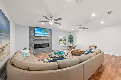 9421 Moonlight Dr, Sanibel, FL 33957 - Photo 27