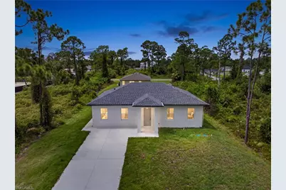 308 Mangonia Ave, Lehigh Acres, FL 33974 - Photo 5