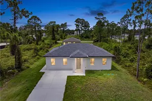 308 Mangonia Ave, Lehigh Acres, FL 33974 - Photo 5