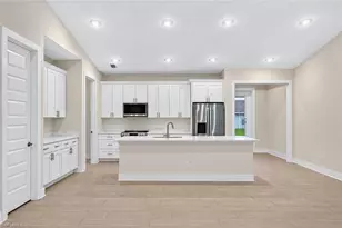 3301 NW 17th Ln, Cape Coral, FL 33993 - Photo 13
