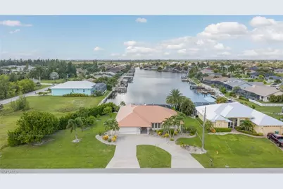 716 SW 32nd Ct, Cape Coral, FL 33991 - Photo 1