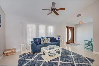 716 SW 32nd Ct, Cape Coral, FL 33991 - Photo 7