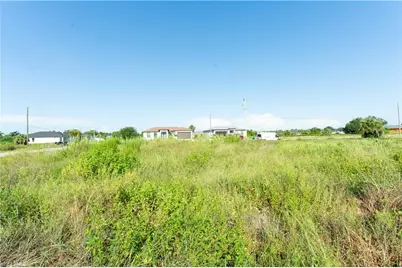 745 Oakridge Ave S, Lehigh Acres, FL 33974 - Photo 1