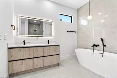 1406 NE 20th St, Cape Coral, FL 33909 - Photo 23