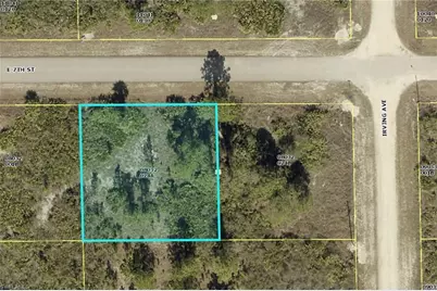 2105 E 7th St, Lehigh Acres, FL 33936 - Photo 1