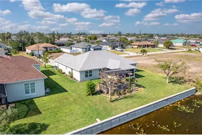 614 SW 31st Ter, Cape Coral, FL 33914 - Photo 31