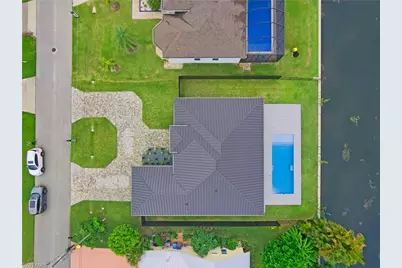 305 SW 15th Ter, Cape Coral, FL 33991 - Photo 39