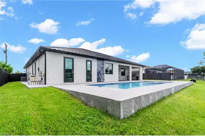 305 SW 15th Ter, Cape Coral, FL 33991 - Photo 37