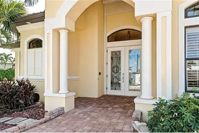 5055 Sorrento Ct, Cape Coral, FL 33904 - Photo 7
