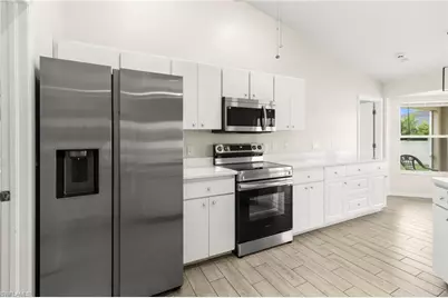 1810 SW 22nd Ter, Cape Coral, FL 33991 - Photo 3