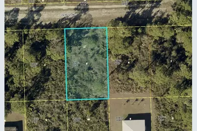 3105 70th St W, Lehigh Acres, FL 33971 - Photo 1