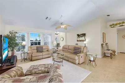 401 NW 18th Ave, Cape Coral, FL 33993 - Photo 11