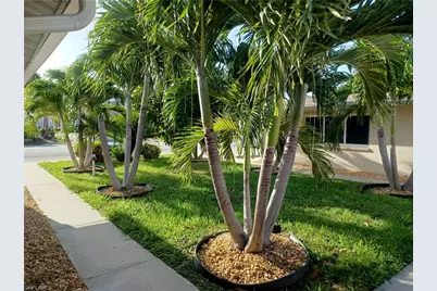 4808 Lucaya Dr #1, Cape Coral, FL 33904 - Photo 9
