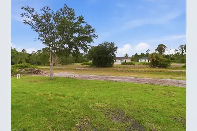 1222 Earnest St E, Lehigh Acres, FL 33974 - Photo 7