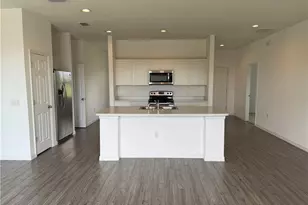 916 NW 3rd Ave, Cape Coral, FL 33993 - Photo 5