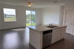 916 NW 3rd Ave, Cape Coral, FL 33993 - Photo 25